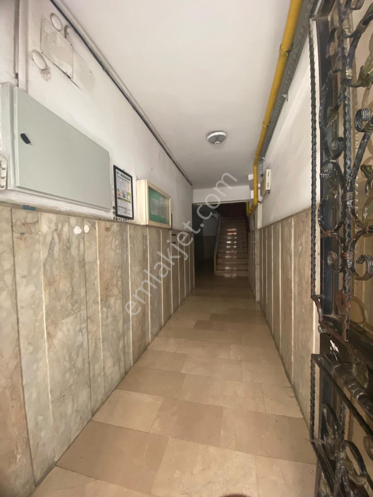 Hisar'dan Merkezi Konum'da Asansörlü 1.kat 3+1 Masraflı Daire — fotoğraf 29
