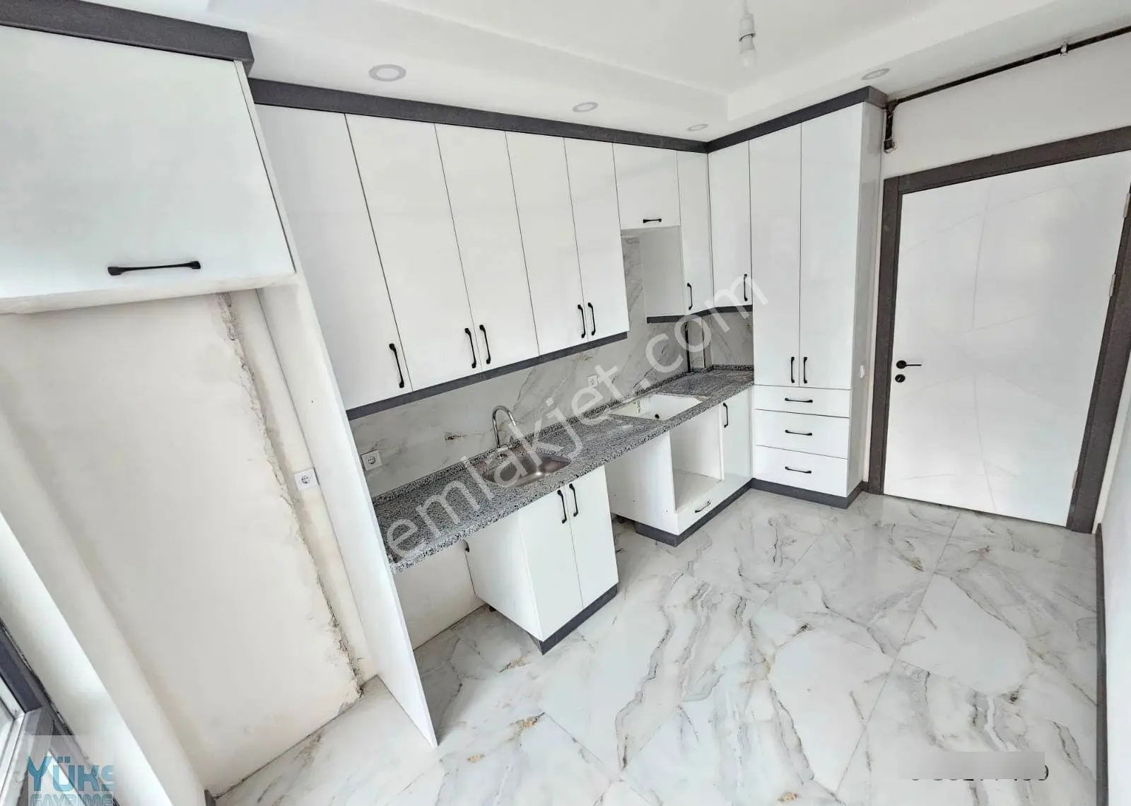 Denizli Gümüşçay Da 2+1 120 M2 Kapalı Otoparklı Lüks Fırsat Daireler — fotoğraf 10