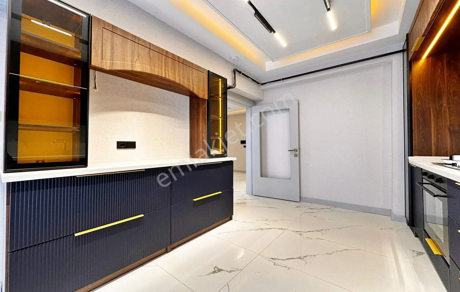 Ankara Keçiören Hisar Mah. Cadde Yakını Sıfır Geniş G.odalı 3+1 — fotoğraf 2