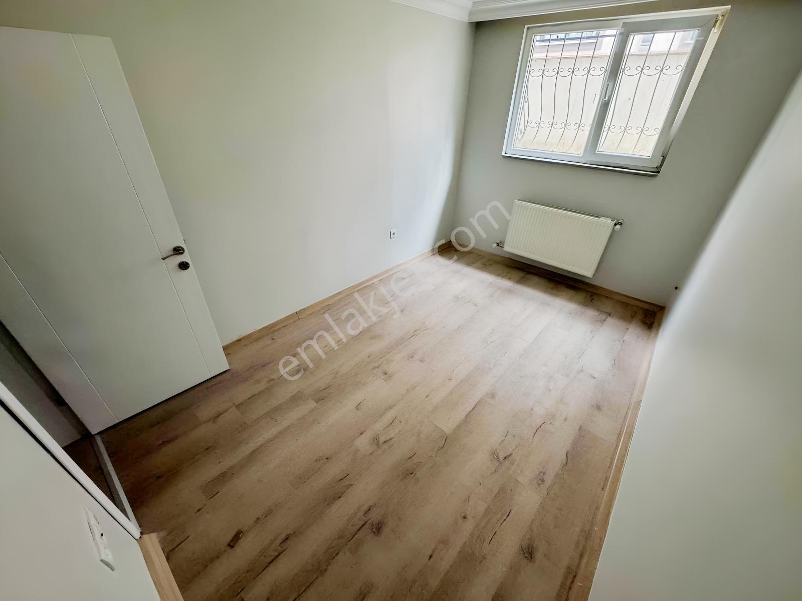 Ahmetyesevi Mah Ferah İçi Yapılı Lüx Geniş M2'Li 3+1 Daire — fotoğraf 13