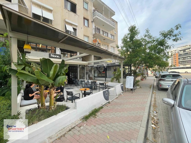 Yalı Mahallesinde Kafeler Sokağında Devren Kiralık Marka Kafe