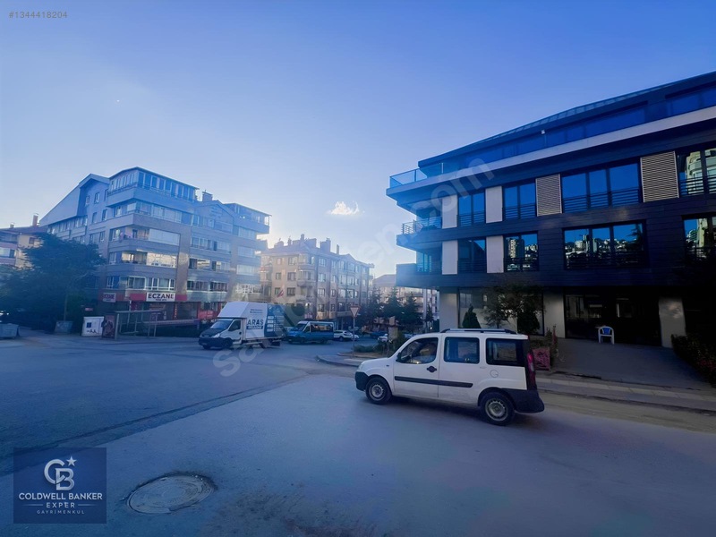 Öveçler Kabil Caddesi Satılık 3+1 Daire — fotoğraf 2