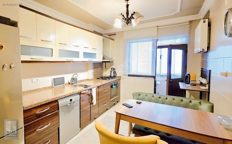 Glaza'dan Merkezi Konumda Site İçinde Lüks Eşyalı Kiralık Daire — fotoğraf 3