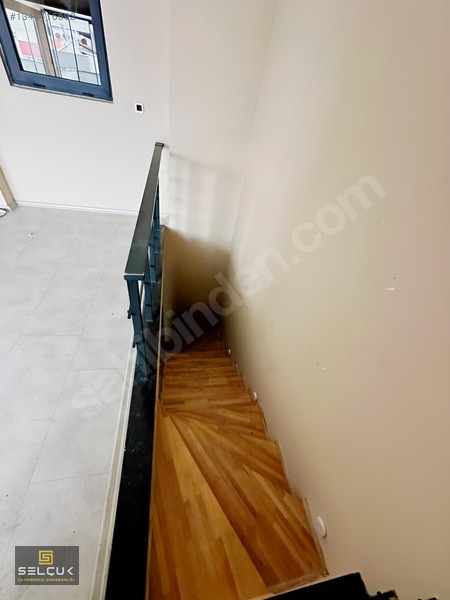 Soma 5 Yol Mevkii Albayrak Plazada Satılık 2+1 Dubleks İşyeri — fotoğraf 14