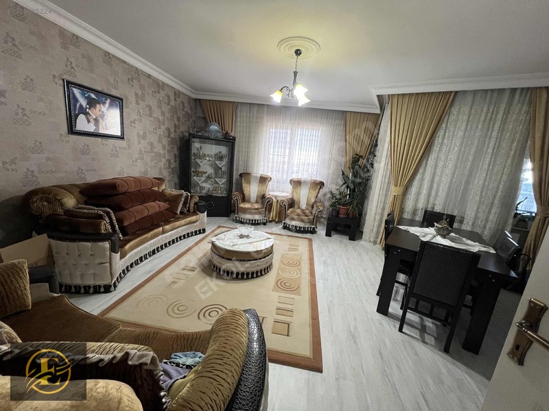 Ekol'den Arakat Niteliğinde Full Bakımlı 3+1 Fırsat Daire !!! — fotoğraf 2