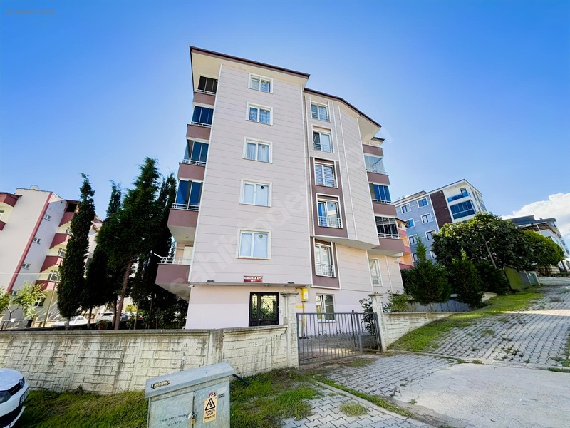 Emre Sağlam'dan Tramvaya Yakın Kiralık 1+1 Daire — fotoğraf 5
