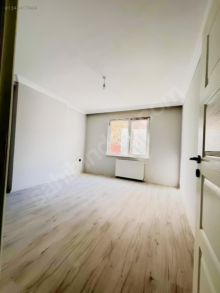 Emre Sağlam'dan Tramvaya Yakın Kiralık 1+1 Daire — fotoğraf 13