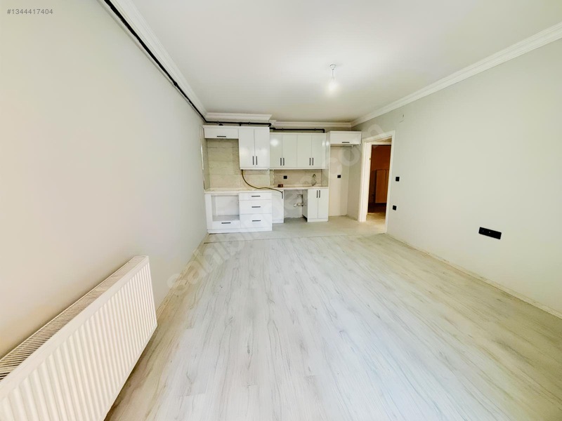 Emre Sağlam'dan Tramvaya Yakın Kiralık 1+1 Daire — fotoğraf 23