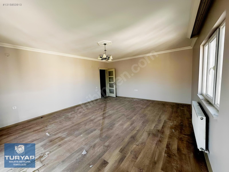 Turyap Metropolden Bostanbaşında 3+1 Satılık Daire — fotoğraf 4