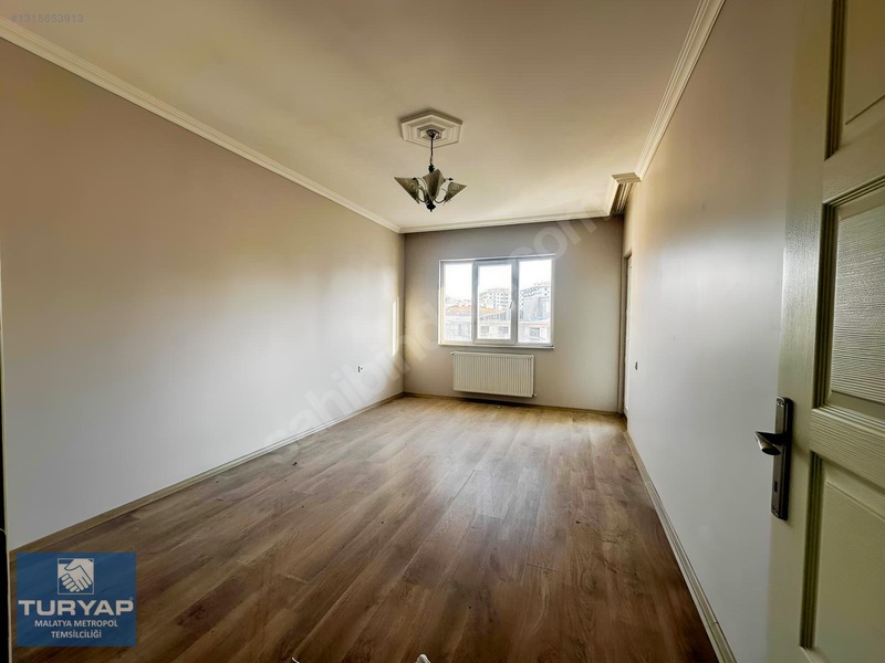 Turyap Metropolden Bostanbaşında 3+1 Satılık Daire — fotoğraf 10