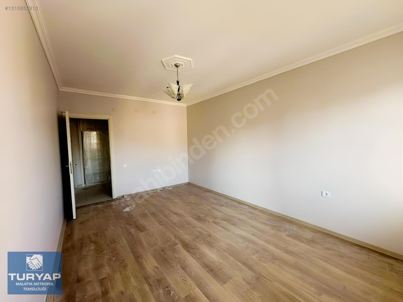 Turyap Metropolden Bostanbaşında 3+1 Satılık Daire — fotoğraf 14