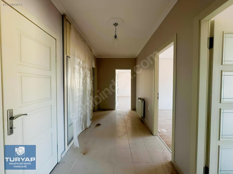 Turyap Metropolden Bostanbaşında 3+1 Satılık Daire — fotoğraf 15