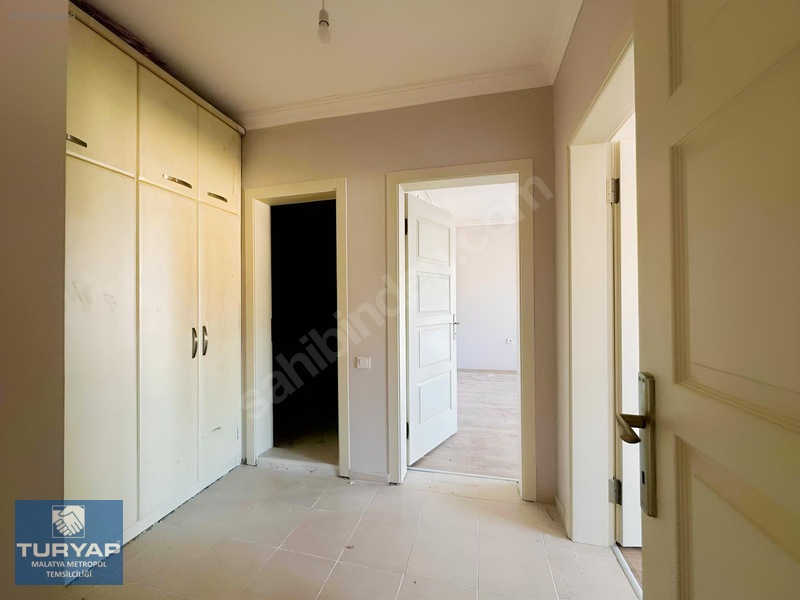 Turyap Metropolden Bostanbaşında 3+1 Satılık Daire — fotoğraf 24