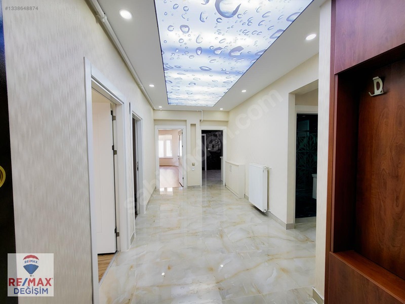 Remax Değişim-cumhuriyet Mah.de Satılık 4+1 Lüx Donanımlı Daire — fotoğraf 5