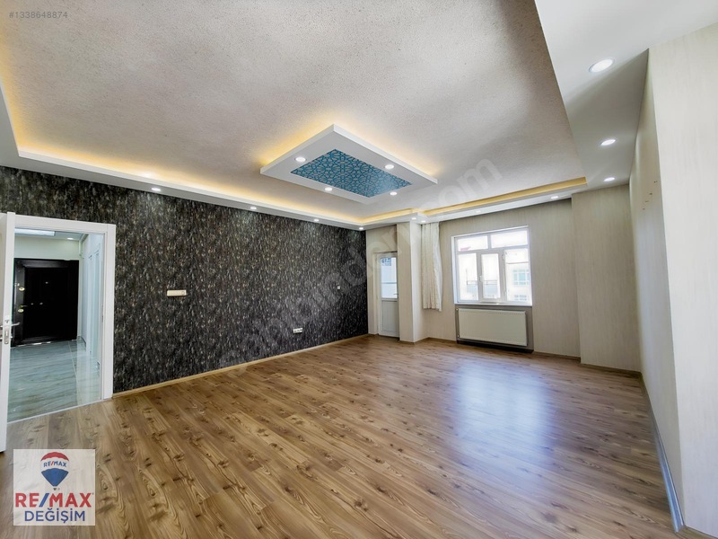 Remax Değişim-cumhuriyet Mah.de Satılık 4+1 Lüx Donanımlı Daire — fotoğraf 21