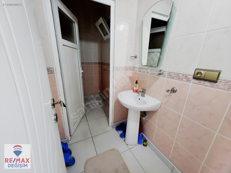 Remax Değişim-cumhuriyet Mah.de Satılık 4+1 Lüx Donanımlı Daire — fotoğraf 32