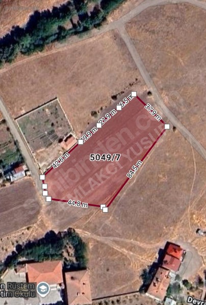 Emlakcı Yusuf Dan Elazığ Aksaray Mahallesi 4699m² Satılık Arsa — fotoğraf 2