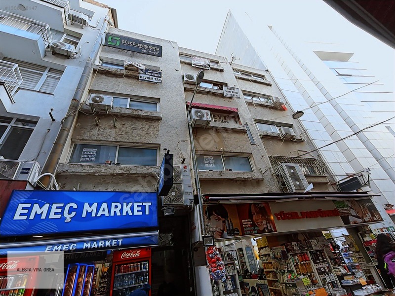 Karşıyaka Çarşı Eshot Sk. Karaoğlan İş Merkezinde Kiralık Ofis