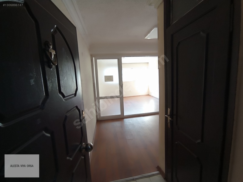 Karşıyaka Çarşı Eshot Sk. Karaoğlan İş Merkezinde Kiralık Ofis — fotoğraf 2
