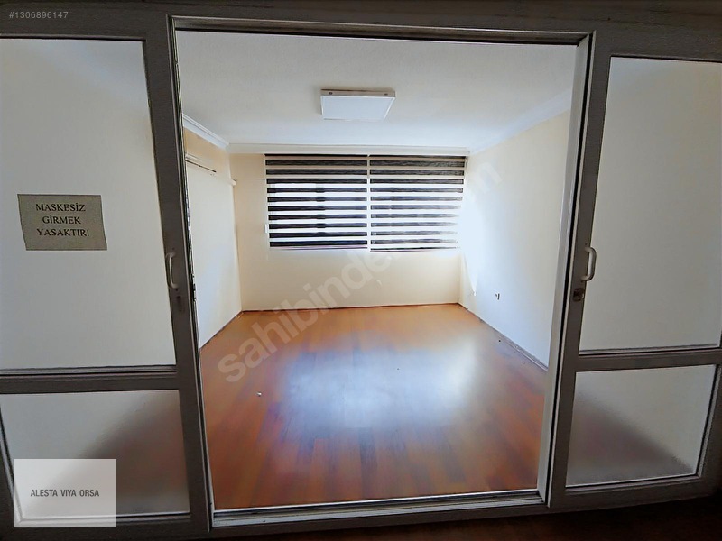 Karşıyaka Çarşı Eshot Sk. Karaoğlan İş Merkezinde Kiralık Ofis — fotoğraf 4