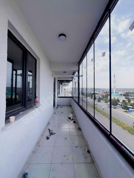Ada Emlaktan Yenişehir Mah Satılık 1+1 Lüks Daire — fotoğraf 9
