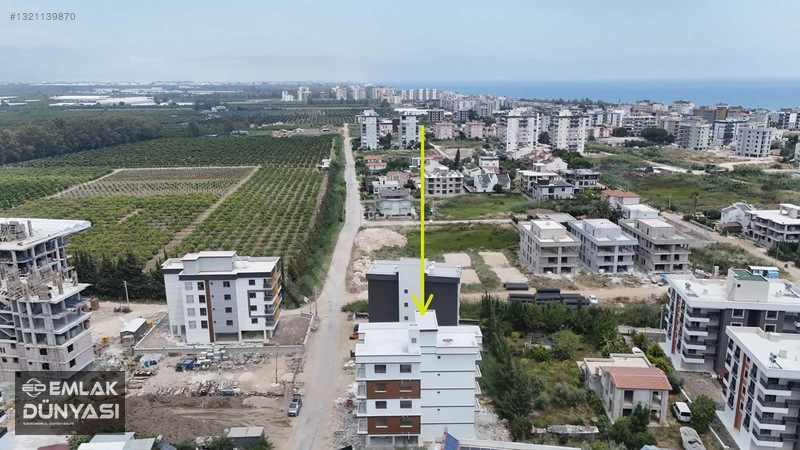 Emlak Dünyası Merkezi Konumda 1+1 — fotoğraf 13