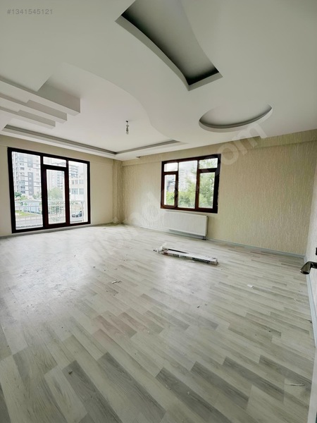 50'Lik Cadde Migros Karşısı 4+1 Kiralık Lüx Daire