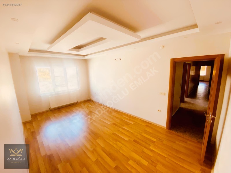 Kaymakamlık Karşısında Kiralık 3+1 | Kilerli | Çift Balkon | — fotoğraf 8