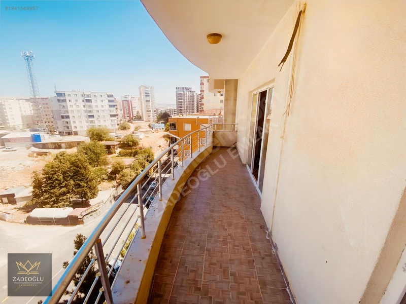 Kaymakamlık Karşısında Kiralık 3+1 | Kilerli | Çift Balkon | — fotoğraf 14
