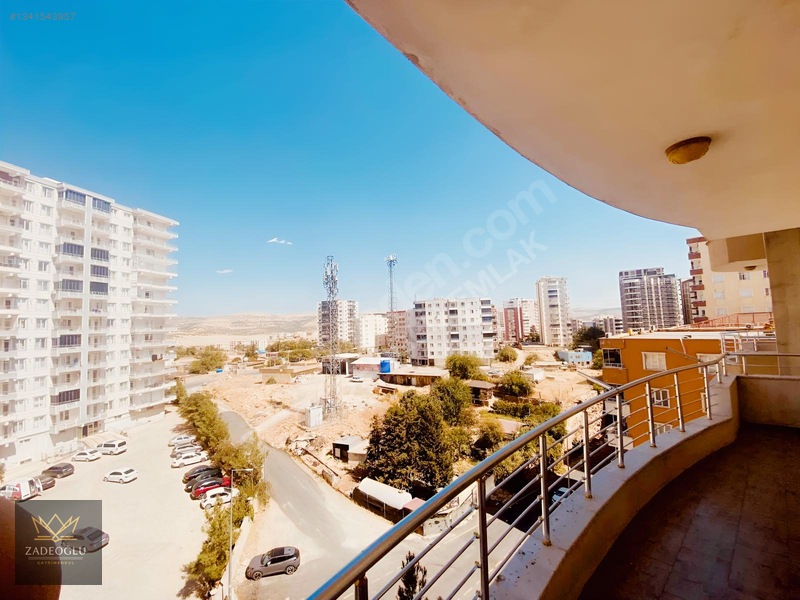 Kaymakamlık Karşısında Kiralık 3+1 | Kilerli | Çift Balkon | — fotoğraf 16