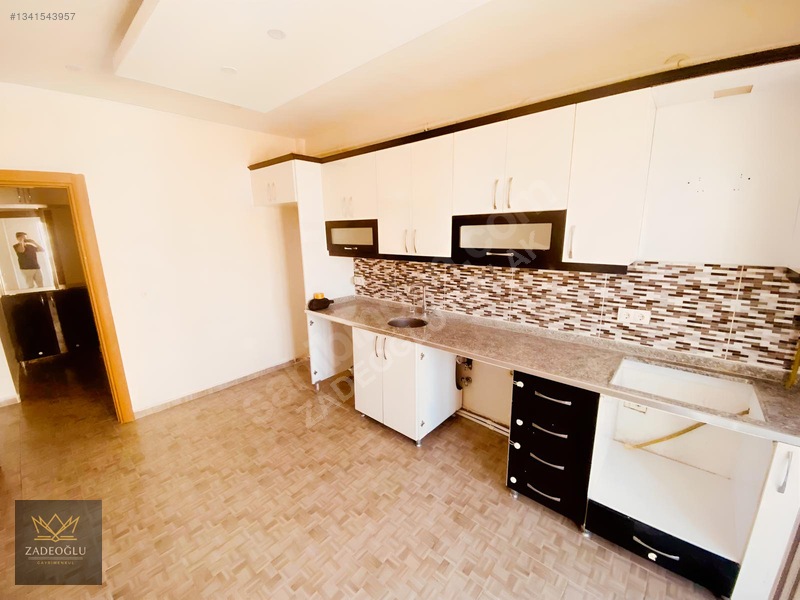 Kaymakamlık Karşısında Kiralık 3+1 | Kilerli | Çift Balkon | — fotoğraf 19