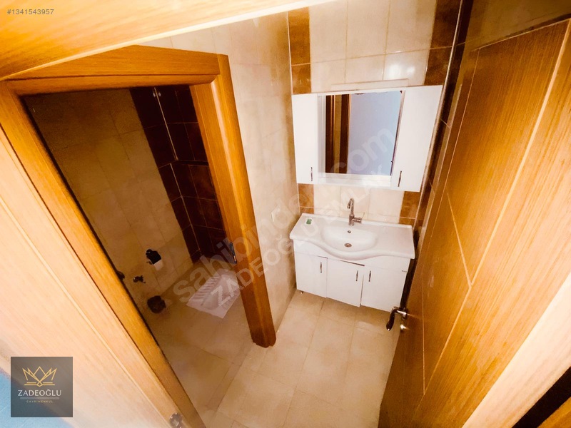 Kaymakamlık Karşısında Kiralık 3+1 | Kilerli | Çift Balkon | — fotoğraf 24