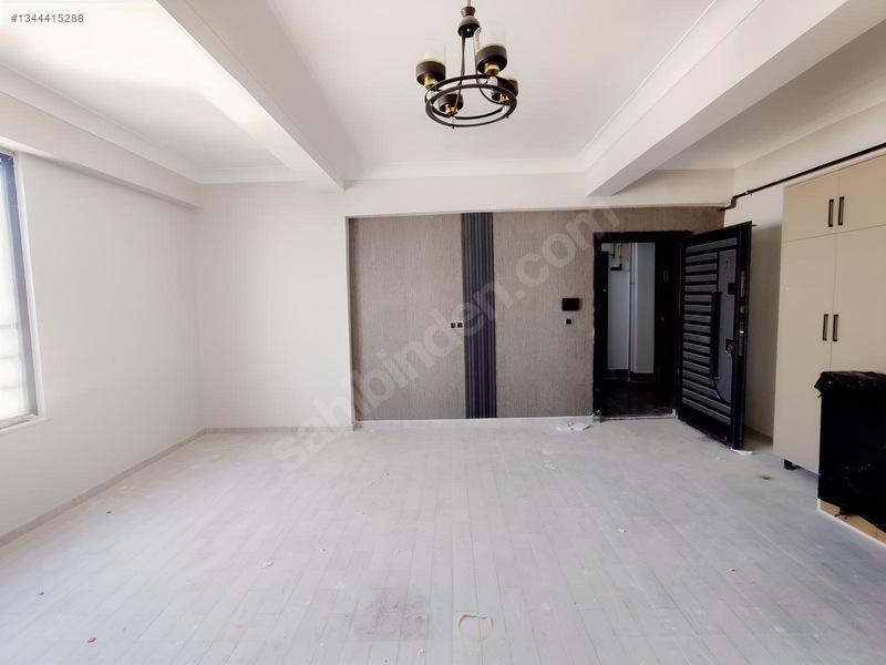 Cadde 17 Emlak'tan Geniş 1+1 Daire — fotoğraf 2
