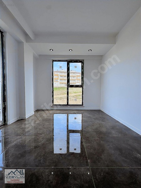 V.ceylan Gm'den Özel Garajlı Bahçe Nizam Fırsat İskanlı Daire — fotoğraf 15