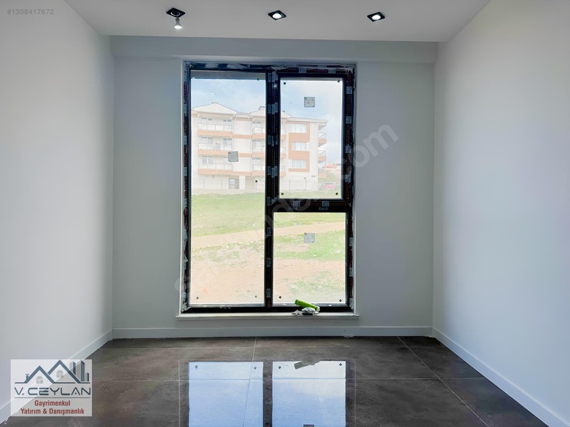 V.ceylan Gm'den Özel Garajlı Bahçe Nizam Fırsat İskanlı Daire — fotoğraf 16