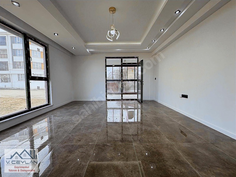 V.ceylan Gm'den Özel Garajlı Bahçe Nizam Fırsat İskanlı Daire — fotoğraf 31