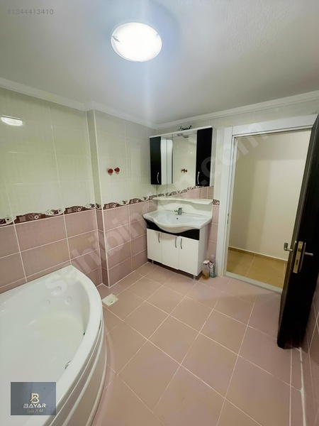 Kiralık Daire 3+1 Bodrum Katı Karşıyaka Mahallesi Site İçerisin — fotoğraf 2