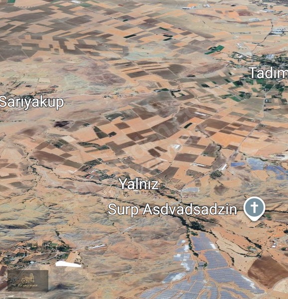 Emlakcı Yusuf Dan Elazığ Yemişlik'te 7998m² Satılık Tarla — fotoğraf 4