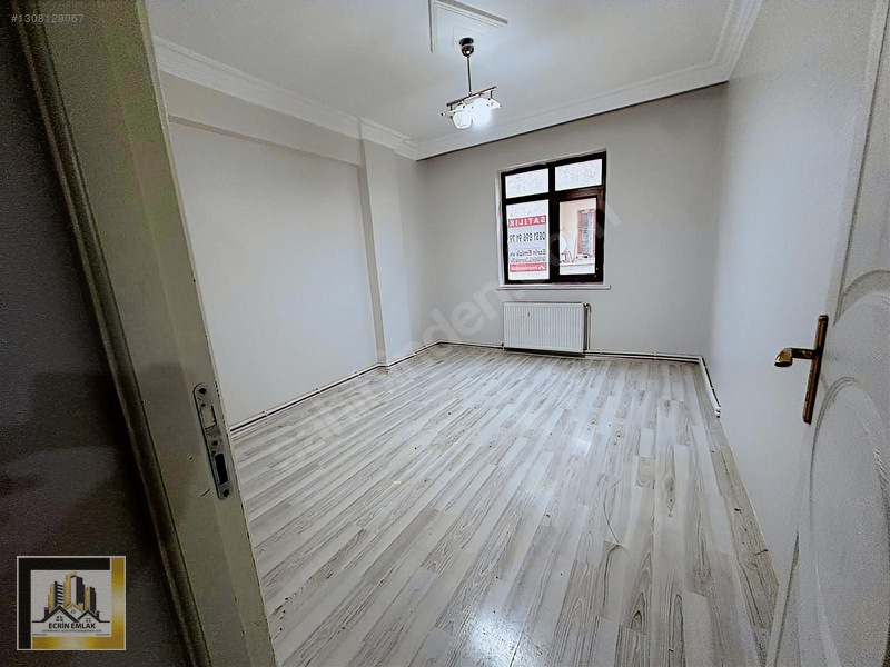 Ecrin Emlak'tan Nailbeyde Fırsat 3+1 Ara Kat Daire — fotoğraf 4