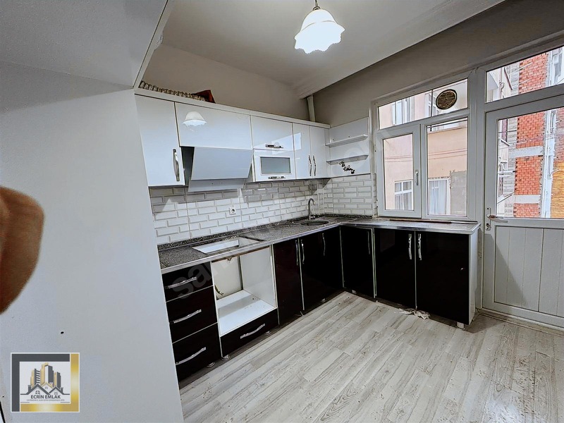 Ecrin Emlak'tan Nailbeyde Fırsat 3+1 Ara Kat Daire — fotoğraf 6