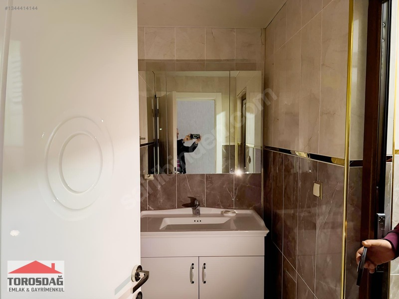Van Edremit Bahçelievler Sitesi 4+1 Göl Manzaralı Site İçi Daire — fotoğraf 16