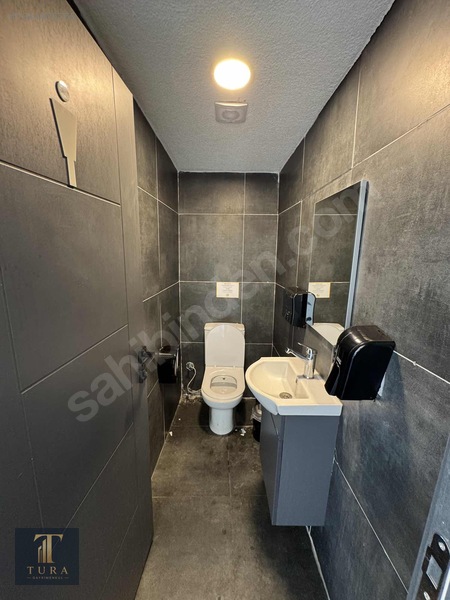 İstinye Ana Cadde Üzeri | 250 M2 Kiralık İş Yeri — fotoğraf 15