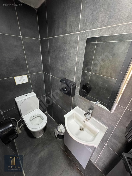 İstinye Ana Cadde Üzeri | 250 M2 Kiralık İş Yeri — fotoğraf 16