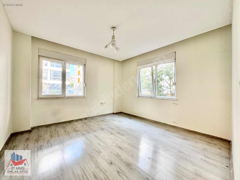 07 Aras Emlak 3+1 135m2 Ayrı Mutfak Cadde Yakını Süper Konum! — fotoğraf 9