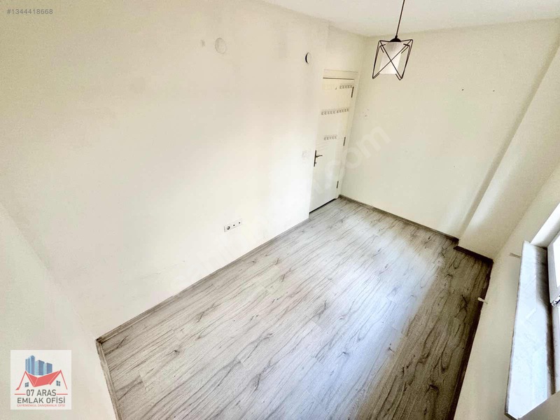 07 Aras Emlak 3+1 135m2 Ayrı Mutfak Cadde Yakını Süper Konum! — fotoğraf 13
