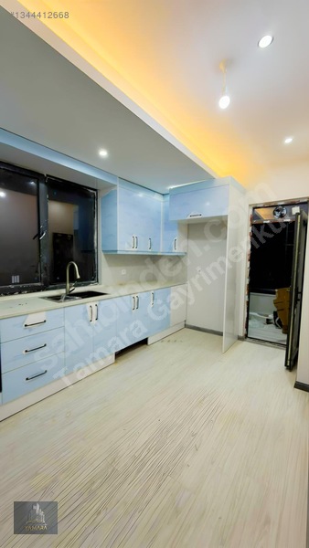 Tatvan Sahilde Mah, Satılık Uygun Fiyatlı 3+1 Ultra Lüx Daire — fotoğraf 9