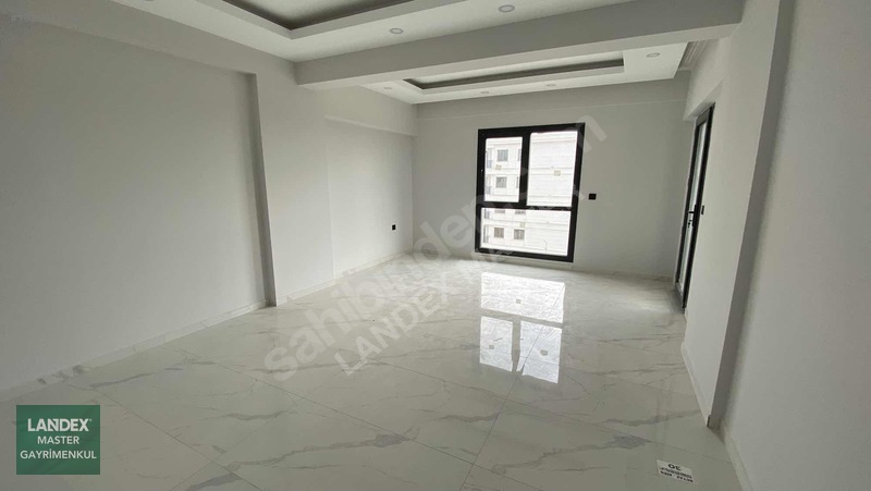 Yenişafakta Ferhatlar Kolejine Yakın Sıfır 3+1 Daire — fotoğraf 8