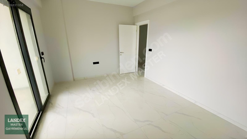 Yenişafakta Ferhatlar Kolejine Yakın Sıfır 3+1 Daire — fotoğraf 26