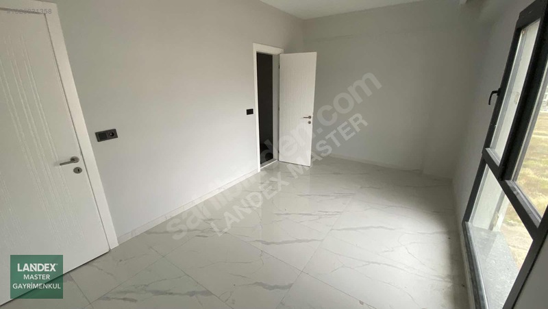Yenişafakta Ferhatlar Kolejine Yakın Sıfır 3+1 Daire — fotoğraf 27