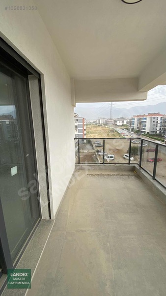 Yenişafakta Ferhatlar Kolejine Yakın Sıfır 3+1 Daire — fotoğraf 28